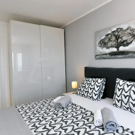 Mamma Mia Lux Lägenhet Rijeka
